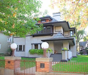 Edward Hills home (Frank Lloyd Wright)